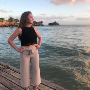 Meet your Posher, Hailey